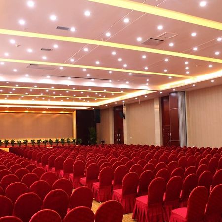 New Beacon Runfeng International Hotel Wuhan Extérieur photo
