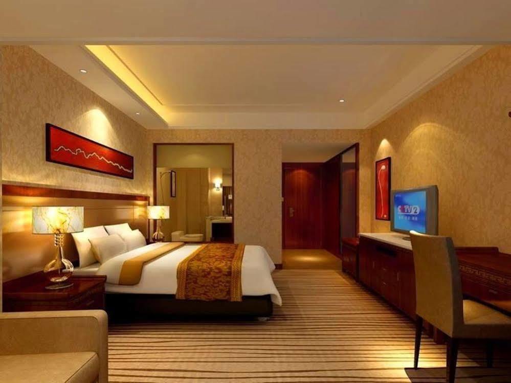 New Beacon Runfeng International Hotel Wuhan Extérieur photo
